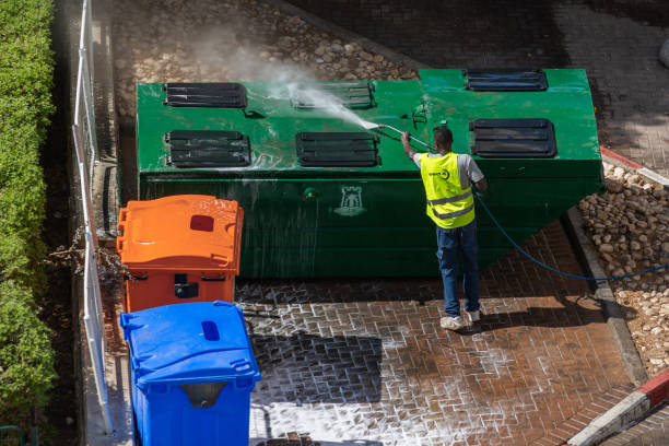 Best Roof Power Washing Services  in Markesan, WI